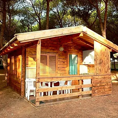 Bella Sardinia מלון *